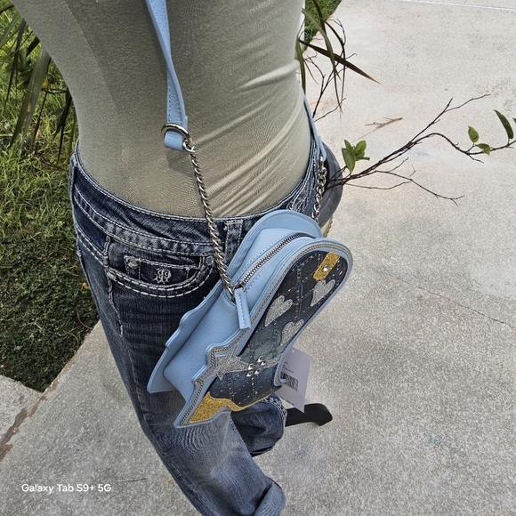 NWT BETSEY JOHNSON BLUE BOOT CROSSBODY 👢 - Picture 3 of 5